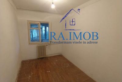 Apartament cu 3 camere decomandat în 9 Mai - 18