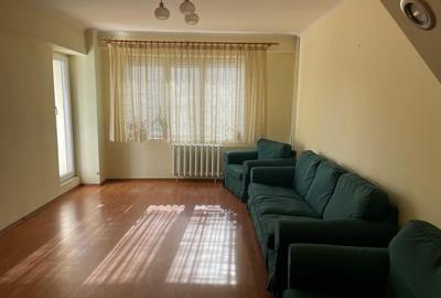 Apartament cu 3 camere decomandat în Cantemir - 1