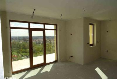 Casă cu 5 camere cu Teren 640 Mp în Central - 15