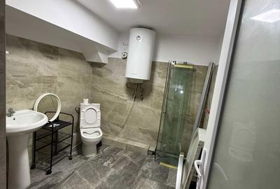 Apartament cu 3 camere decomandat în Florești - 3