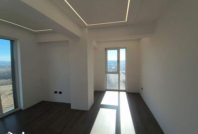 Apartament cu 3 camere în Sud - 3