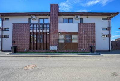 Casă cu 4 camere cu Teren 164 Mp în Central - 38