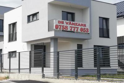 Casă cu 4 camere cu Teren 334 Mp în Central - 3