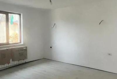 Casă cu 4 camere cu Teren 600 Mp în Rădăuți - 12