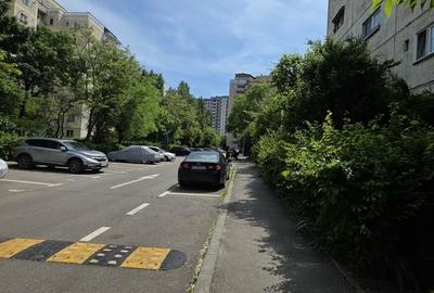 Apartament cu 2 camere decomandat în Văcăresti - 5