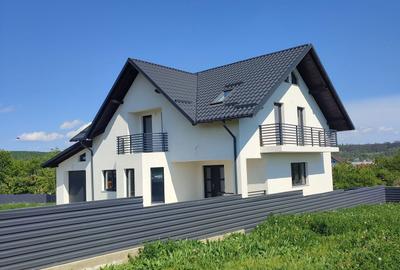 Casă cu 4 camere în Dărmănești - 4