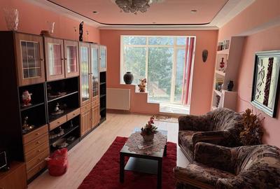 Apartament cu 3 camere decomandat în Central - 2