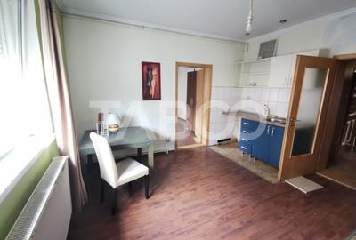 Casa de vanzare cu 3 camere la doar 10 minute centrul Sibiului - 2