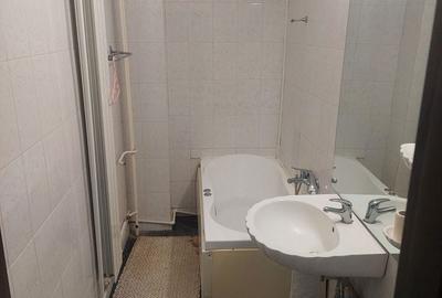 Apartament cu 3 camere în Central - 5