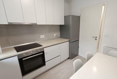 Mall Coresi - apartament 2 camere decomandat - boxa - loc de parcare propriu - 9