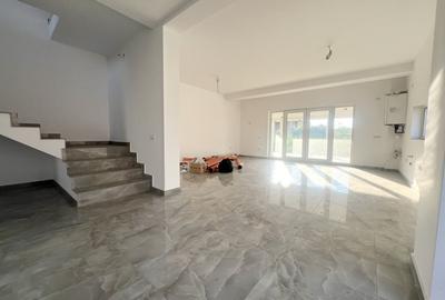 Duplex 5 camere, 107mp, 302mp teren, constructie noua -  Giarmata - 2