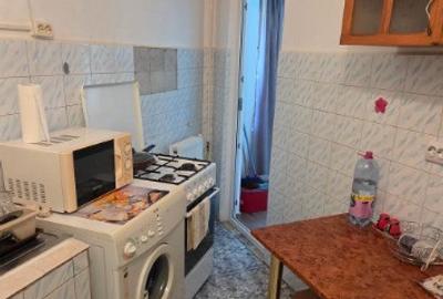 OPORTUNITATE: Apartament 1 Camera Decomandat Siderurgi?tilor, Etaj 1 - 2