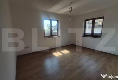 Casă cu 3 camere cu Teren 950 Mp în Central - 3