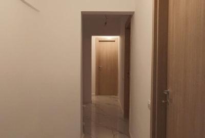 Apartament cu 3 camere decomandat în Costin Georgian - 12