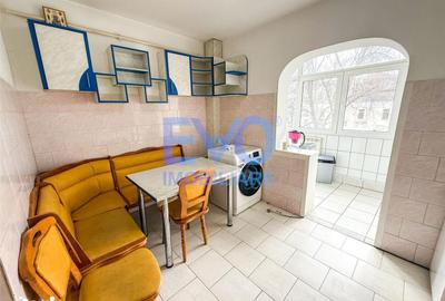 Apartament cu 3 camere decomandat în Nicolina - 6