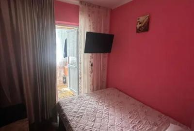 Apartament cu 4 camere decomandat, mobilat în Poarta 6 - 9