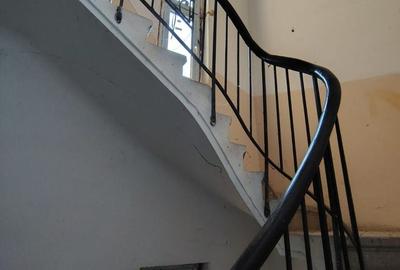 Casă individuală cu 12 camere cu Teren 160 Mp în Dorobanți - 11