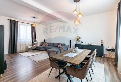 Casă individuală cu 8 camere în Jilava