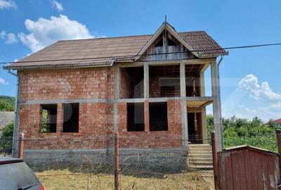 Casa de vanzare la ro?u, Ca?eiu 250 mp utili ?i te - 9