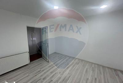 Spațiu comercial, de 60 mp, în Obor - 8