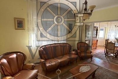 Apartament 3 Camere in Vila -Curte/Garaj  - Bulevardul Dacia