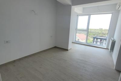 Apartament cu 3 camere semidecomandat în Central - 17