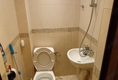 Garsonieră decomandată în Lipovei