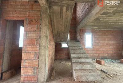 Casa individuala la rosu, 5 camere, teren 508 mp, in Giarmata - 3