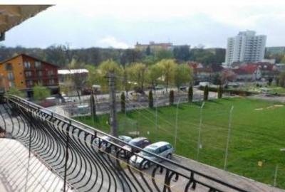 Pensiune Guesthouse de vanzare, 12 camere parcare - 1