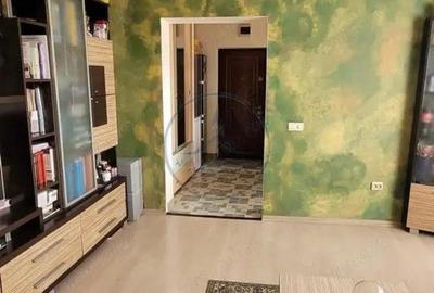 Apartament cu 3 camere decomandat în Calea Moldovei - 2
