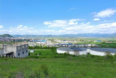 Teren în 700 - 1
