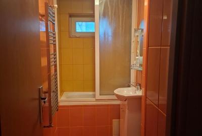Apartament cu 3 camere decomandat în Central - 8