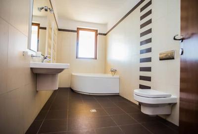 Apartament cu 3 camere decomandat în Băneasa - 6