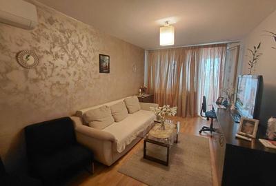 Apartament cu 2 camere semidecomandat în Obor