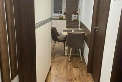 Apartament cu 3 camere decomandat în Vlahuță - 1