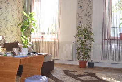 Apartament cu 3 camere semidecomandat în Central - 7