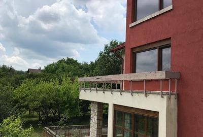 Breaza  Pensiune  Vanzare  Vila peste  10 camere - 20