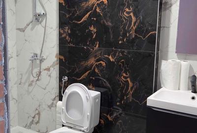 Apartament cu 4 camere decomandat în Central - 3