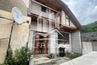Casă cu 5 camere în Central - 1