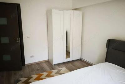 Apartament cu 3 camere decomandat în Cotroceni