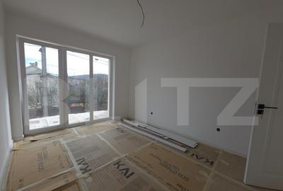 Apartament 3 camere, 2 bai, decomandat Calea Moldovei la - 4