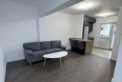 Apartament cu 2 camere semidecomandat, mobilat în Central