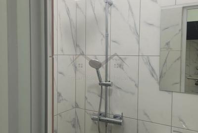 Garsonieră în Baza 3 - 5