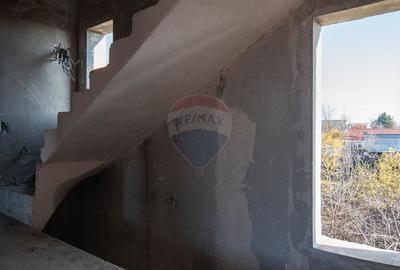 Casă individuală cu 6 camere cu Teren 246 Mp în Central - 24