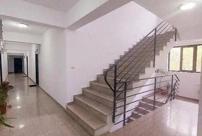 Apartament cu 3 camere semidecomandat, mobilat în Dobroești