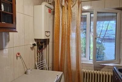 Apartament cu 2 camere semidecomandat, mobilat în Podu Roș - 3
