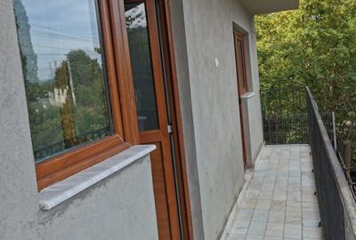 Casă individuală cu 4 camere cu Canalizare în Vest - 2