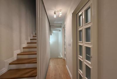 Duplex cu 5 camere cu Canalizare în Copou - 11