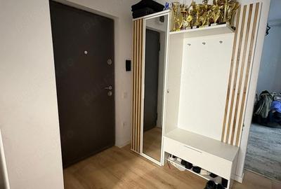 Apartament cu 3 camere decomandat în Florești - 1