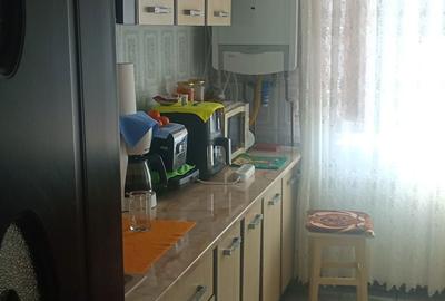 Apartament cu 2 camere decomandat în 1 Decembrie - 2